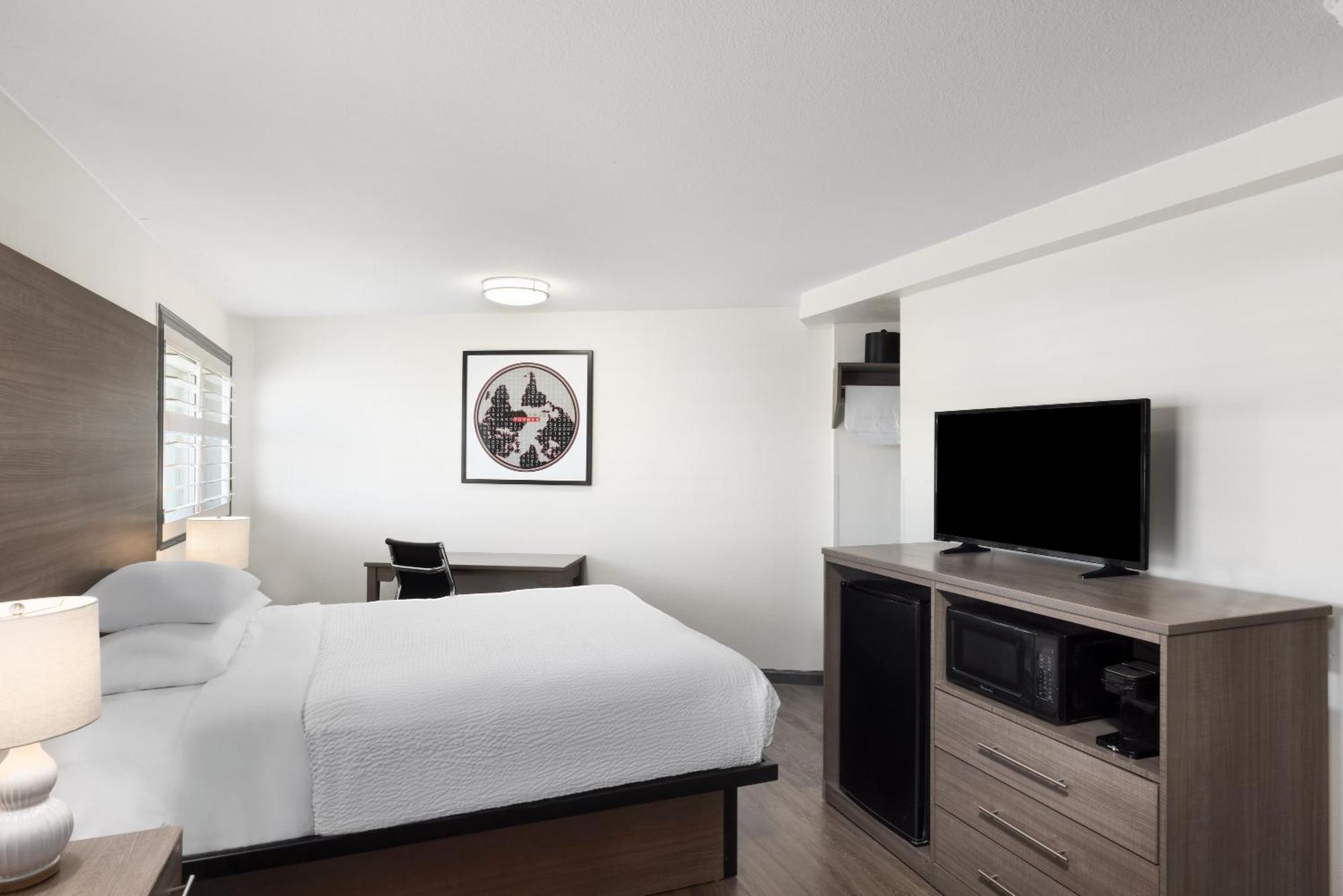 Ramada By Wyndham Medford Airport North Motel Екстериор снимка